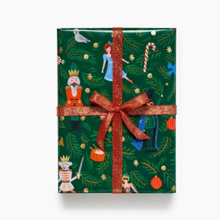 Nutcracker Continuous Wrapping Roll